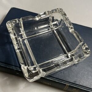 Vintage Grass Ashtray Art Deco Style 4" Square Clear Geometric‎